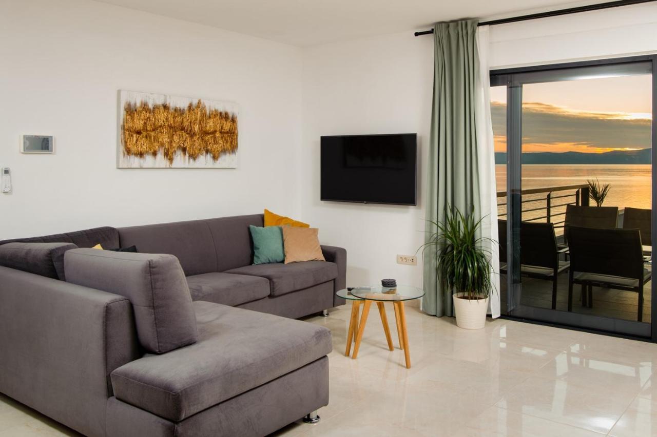 Villa Leona A Luxury Villa Near Makarska, Heated Pool Zivogosce Exterior photo